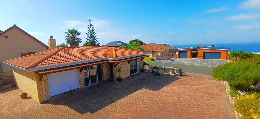 4 Bedroom Property for Sale in Dana Bay Western Cape